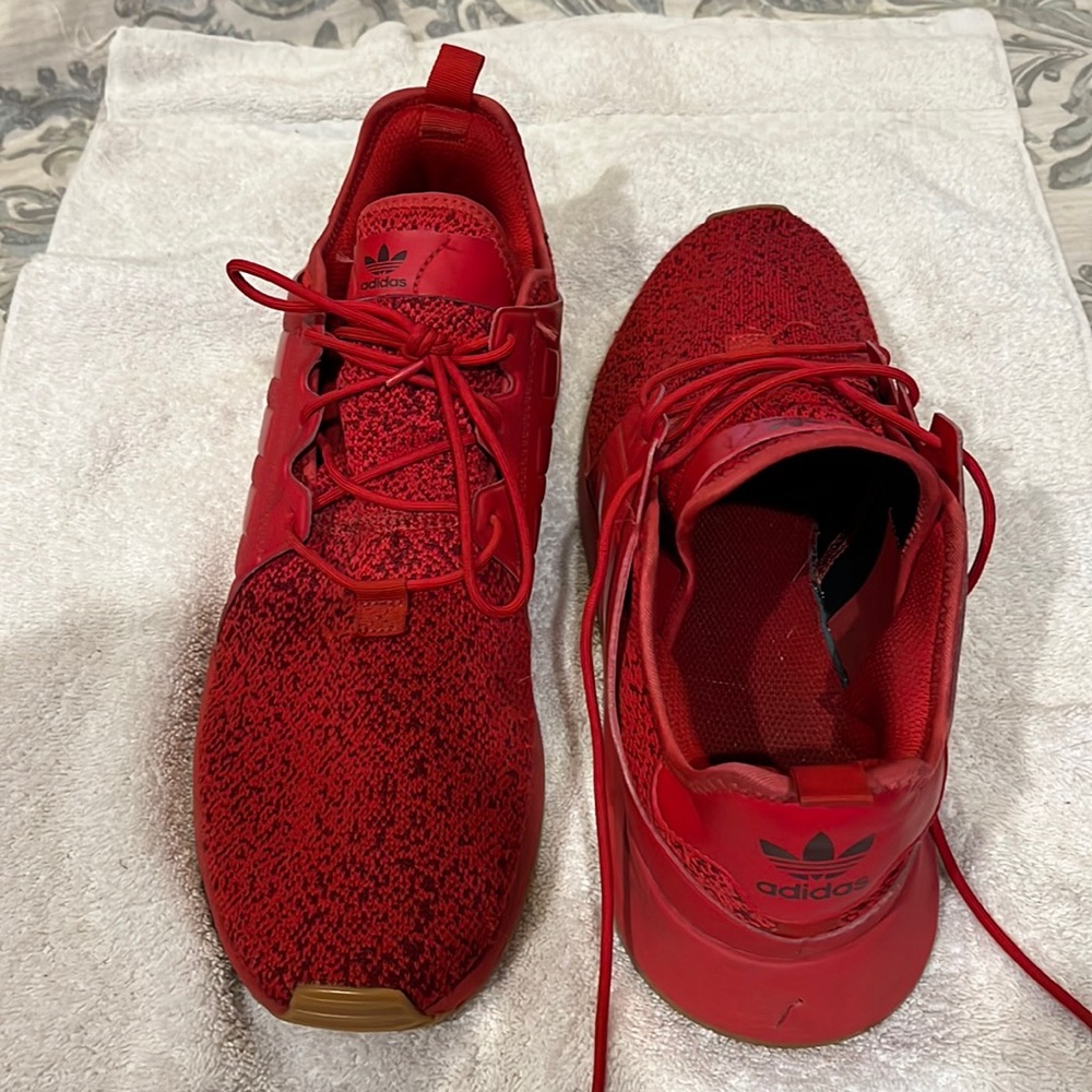 Men’s Adidas sneakers